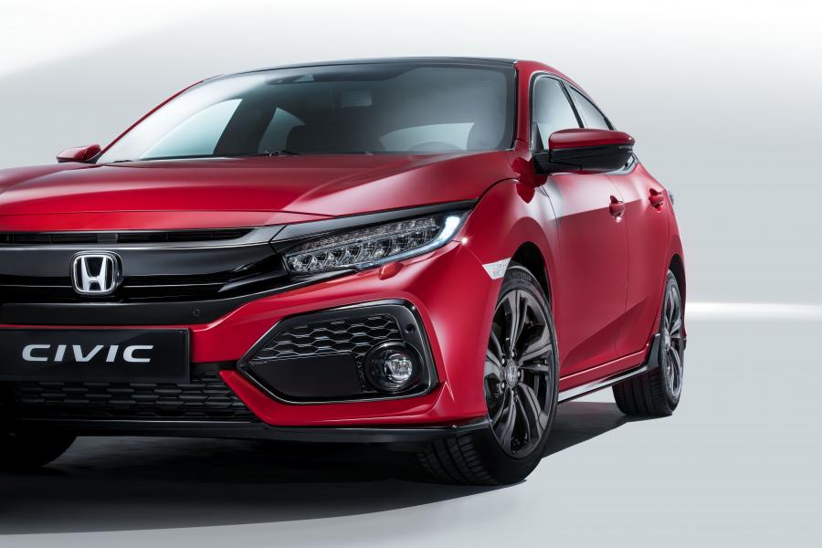 Детали экстерьера Honda Civic Sport Hatchback 2017 года  (WW) (фото 26 из 37)
